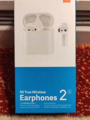 Mi True Wireless Earphones 2s wireless earbuds like new