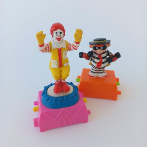 McDonald's collectible figures set of 2 like new, 1993