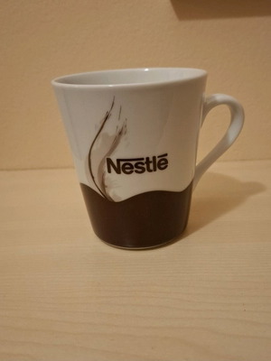 Nestle collectible mug like new