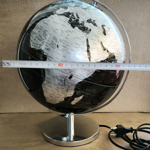 Illuminated Desk Globe 32cm Height like new