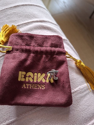 Καρφίτσα πέτου με το γράμμα Π καινούργια, αχρησιμοποίητη