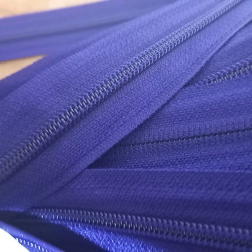 Plastic dark purple separating zippers 60 cm, 29 pieces new