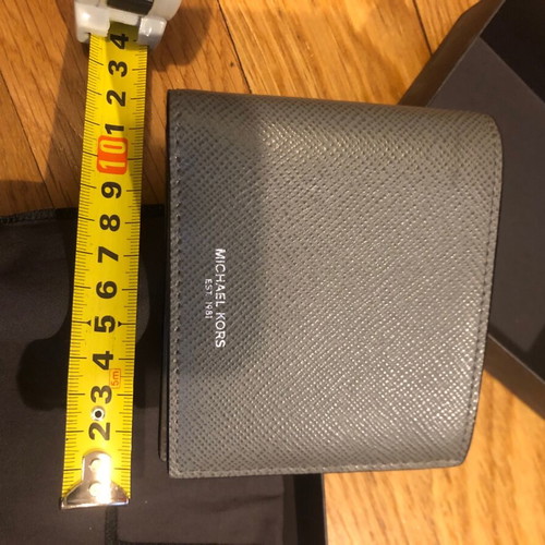 Michael Kors men's leather wallet gray new