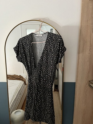 Badila dress like new, size L, black and blue