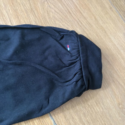 Tommy Hilfiger T-shirt like new, black and pink, size XS