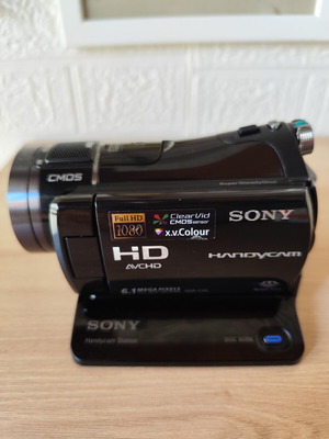 Sony Handycam HDR-CX7 camcorder like new