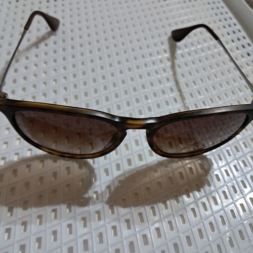Ray-Ban Erika RB4171 Sunglasses new, unisex style