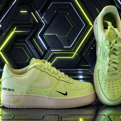 Nike Air Force 1 sneakers new, rare edition, size 41, multicolor