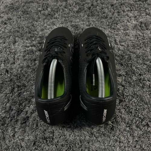 Nike Zoom Vapor 15 Academy football cleats like new, size 43, black