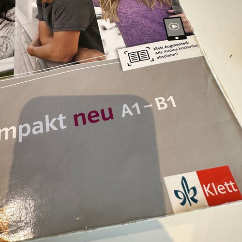 DaF kompakt neu A1-B1 coursebook and workbook used