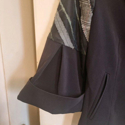Reni Leza women's short jacket like new, black and white, size 5XL