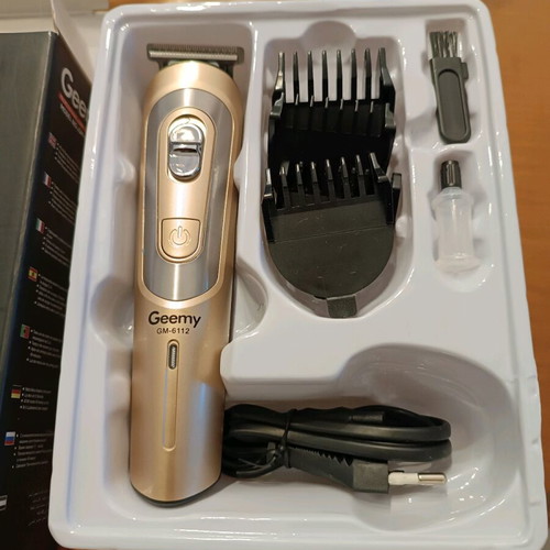 Rechargeable hair clipper unused