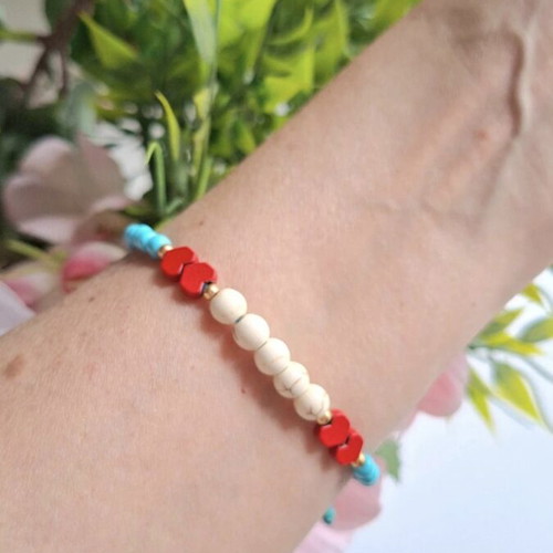 Handmade bracelet with hearts new, red and turquoise