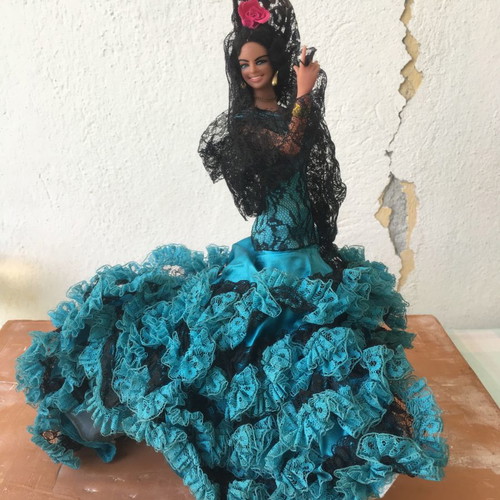El Corte Ingles Flamenca Doll 34 cm as shown