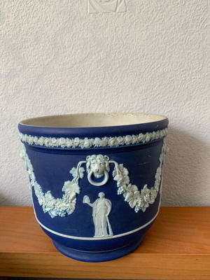 Βάζο αντίκα Wedgwood μεταχειρισμένο του 1865-67 σε navy blue απόχρωση