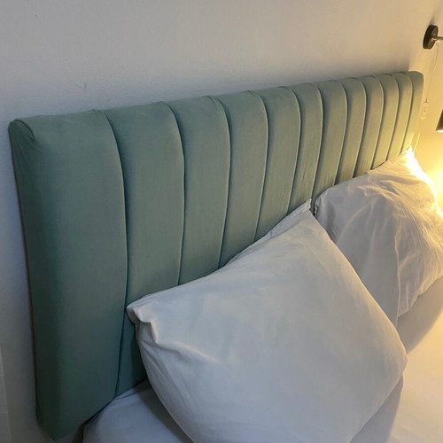 Double bed 145x200 cm with anatomical lifting mechanism