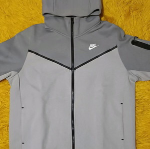 Nike tech fleece XL