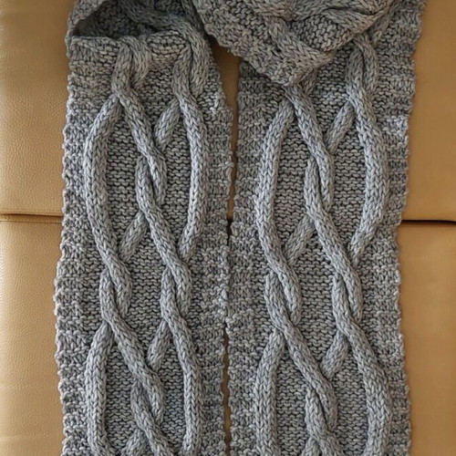 2 Unisex Grey Wool Knit Scarves, Used, Large Size