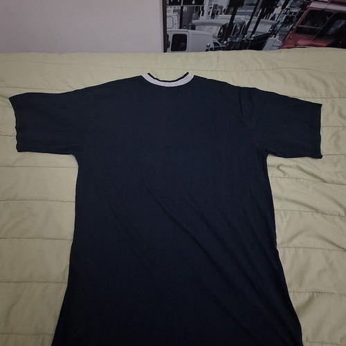 Natural Issue navy blue V-neck T-shirt like new, size L