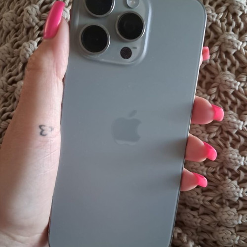 Apple iPhone 15 Pro Max 512GB like new, gray