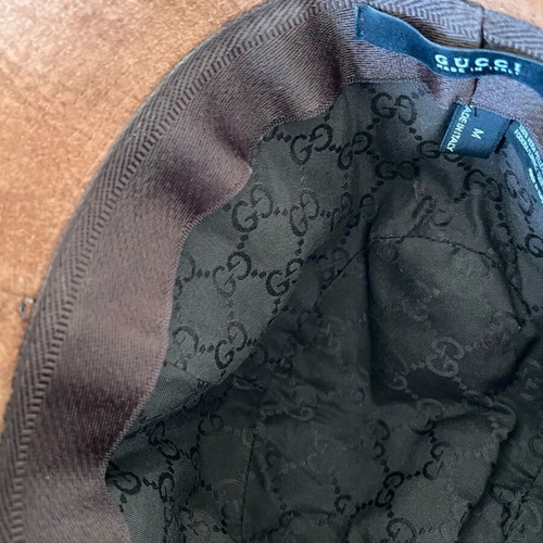 Gucci leather hat authentic, like new, brown size M