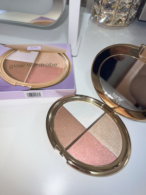 Tarte Wardrobe Glow Palette καινούργιο, αχρησιμοποίητο