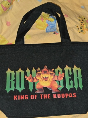 Lunch bag Bowser Super Mario Bros like new