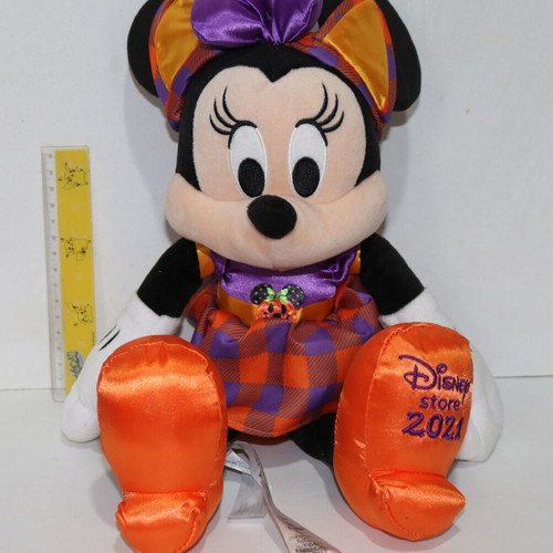 Minnie Mouse stuffed toy used Disney Store Halloween 2021