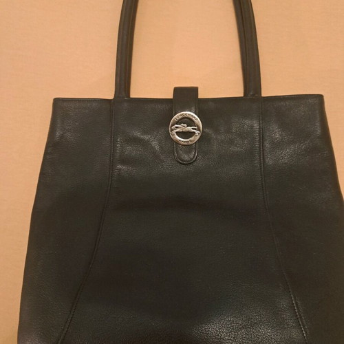 Longchamp δερμάτινη τσάντα μαύρη μεταχειρισμένη