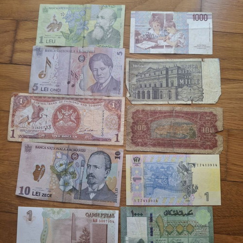 Banknotes used, set of 37 from around the world