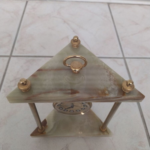 Vintage Europa analog table clock like new, onyx and brass