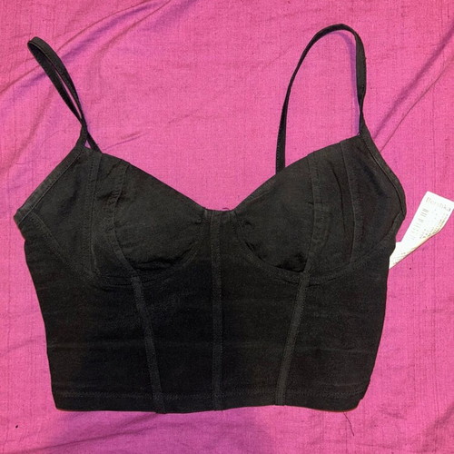 Black short rantaaki top like new, size XS