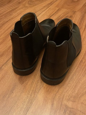 Nak leather ankle boots slightly used, black, size 42