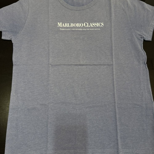 Marlboro T-shirt size M like new, blue