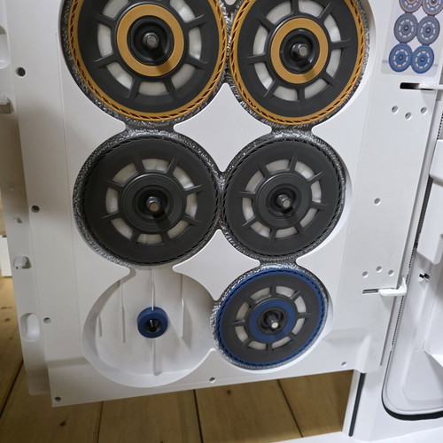 Dreame Matrix 10 Ultra robot vacuum like new