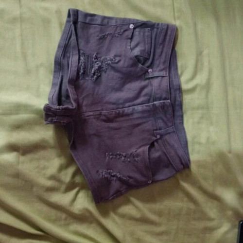 H&M shorts green like new, size S