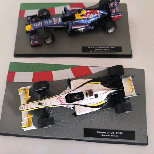Αυτοκίνητα F1 1:43 σαν καινούργια, Red Bull Vettel και J. Button με Brawn