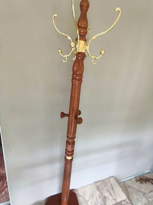 Wooden Clothes Stand like new