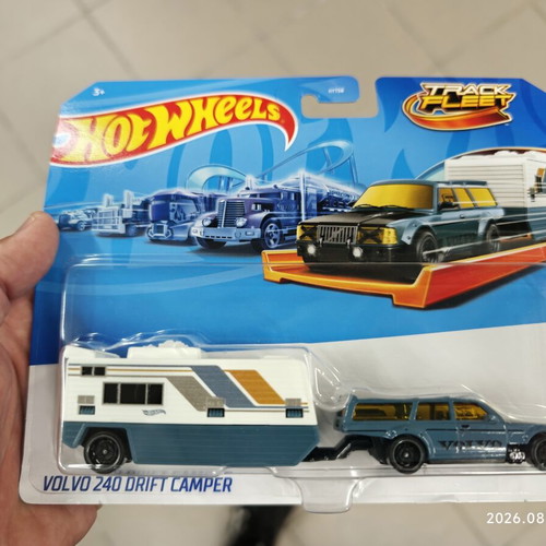 Hot Wheels Volvo 240 Drift Camper new