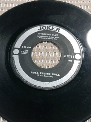 Never Marry a Railroad Man 45 RPM record used 1970