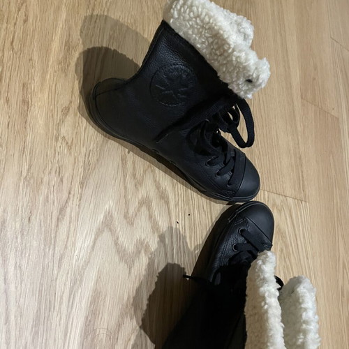 Boots with fur like new, size 38, black