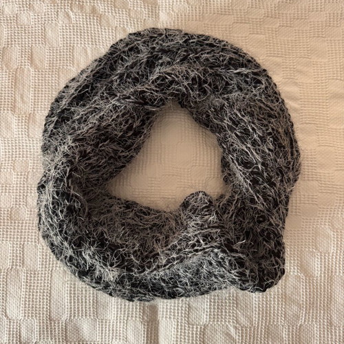 Black and white double neck warmer like new