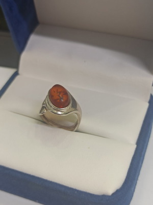 Silver 925 chevalier ring used with amber