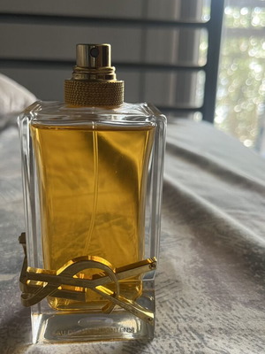 YSL Libre Eau de Parfum Intense 90ml like new, missing cap