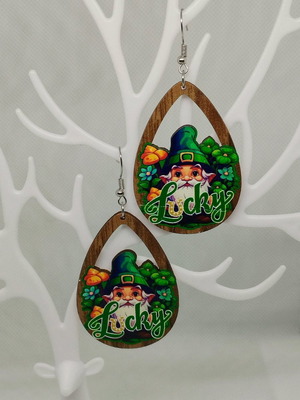 Wooden earrings new with St. Patric's Day design