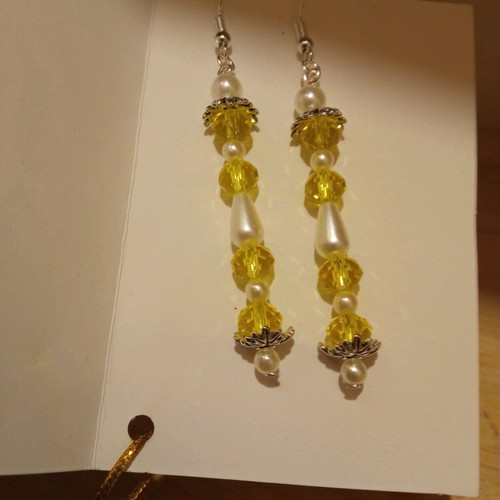 Handmade yellow earrings with beads and pearls, new
