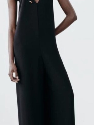 Zara women's jumpsuit new, crepe fabric, black, size S