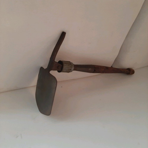 Military entrenching tool 1940 used with original handle