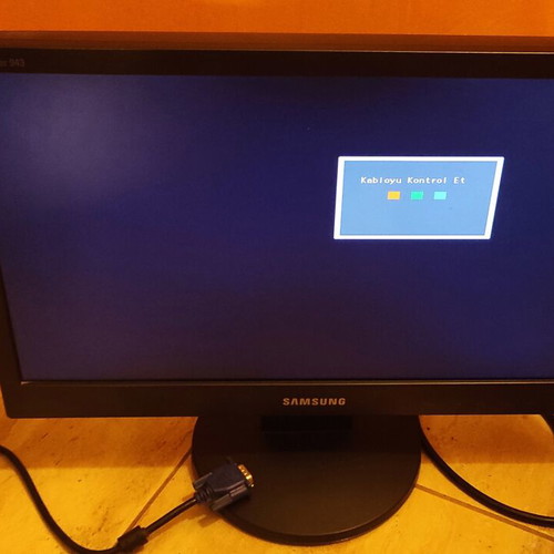 Samsung SyncMaster 943N 19" LCD monitor