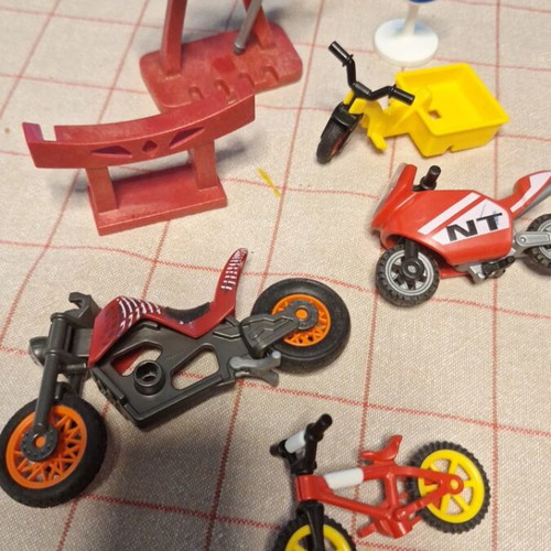 Playmobil items used, pack with 3 motorcycles and accessories